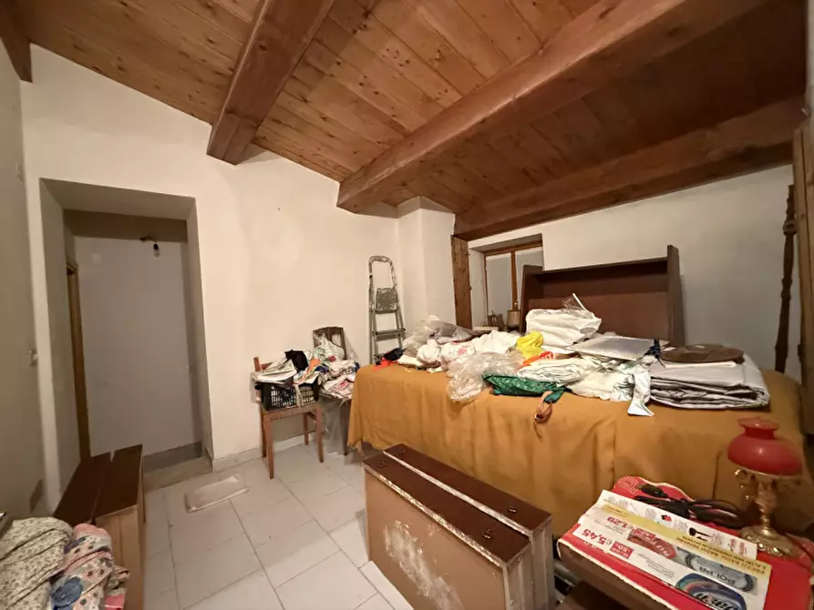 Immagine 12 di Rustico / casale in vendita  a Badia Calavena