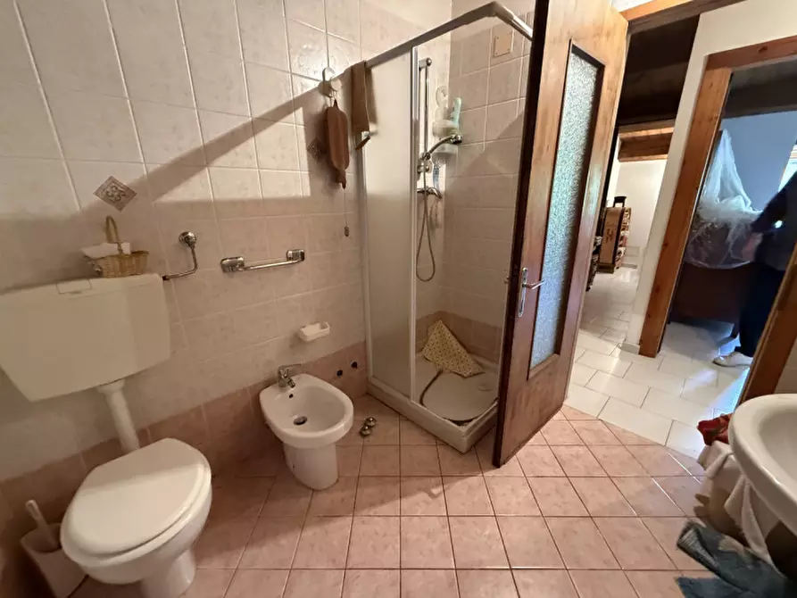 Immagine 14 di Rustico / casale in vendita  a Badia Calavena