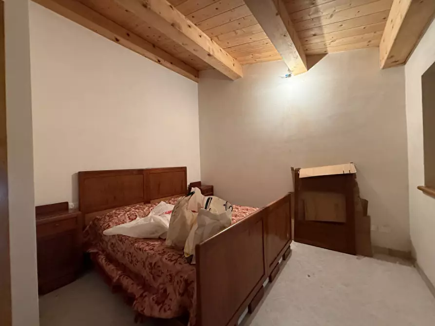 Immagine 17 di Rustico / casale in vendita  a Badia Calavena
