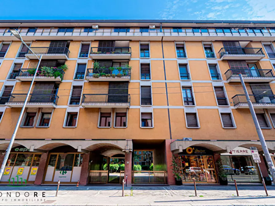 Immagine 2 di Appartamento in vendita  in via Giuseppe Mazzini a Bologna