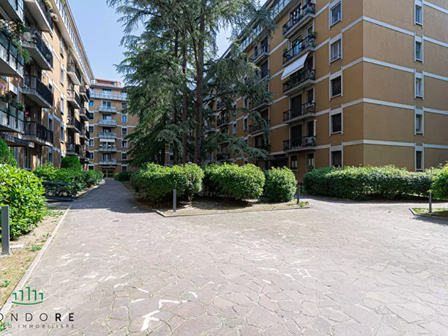 Immagine 4 di Appartamento in vendita  in via Giuseppe Mazzini a Bologna