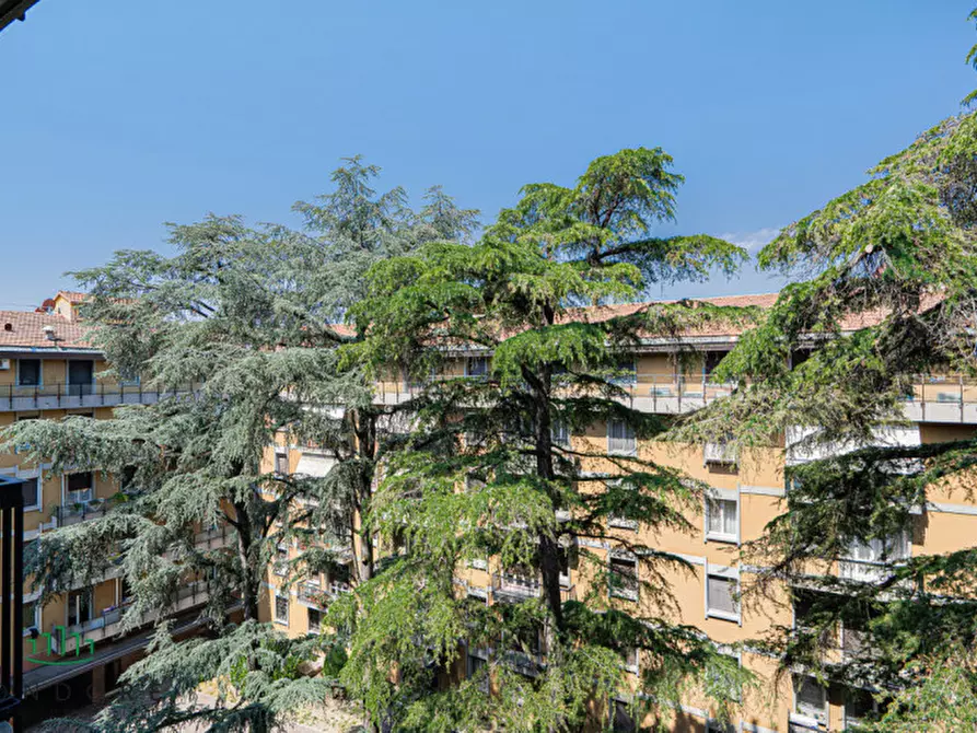 Immagine 36 di Appartamento in vendita  in via Giuseppe Mazzini a Bologna