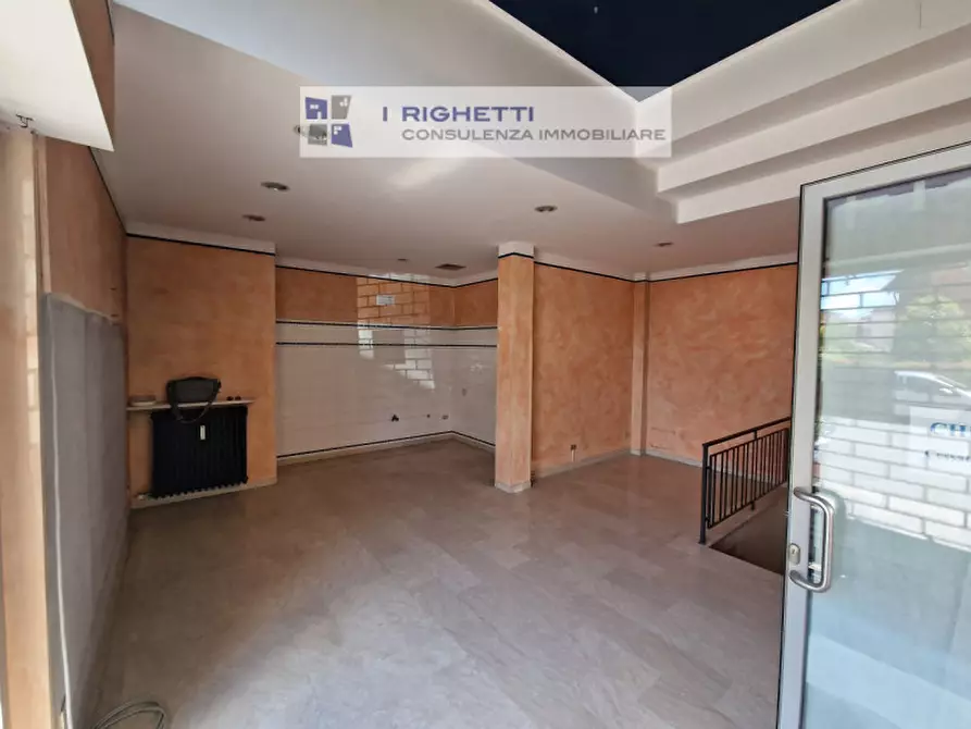 Immagine 4 di Negozio in vendita  in Via Giovanni Andrea Avogadro a Verona
