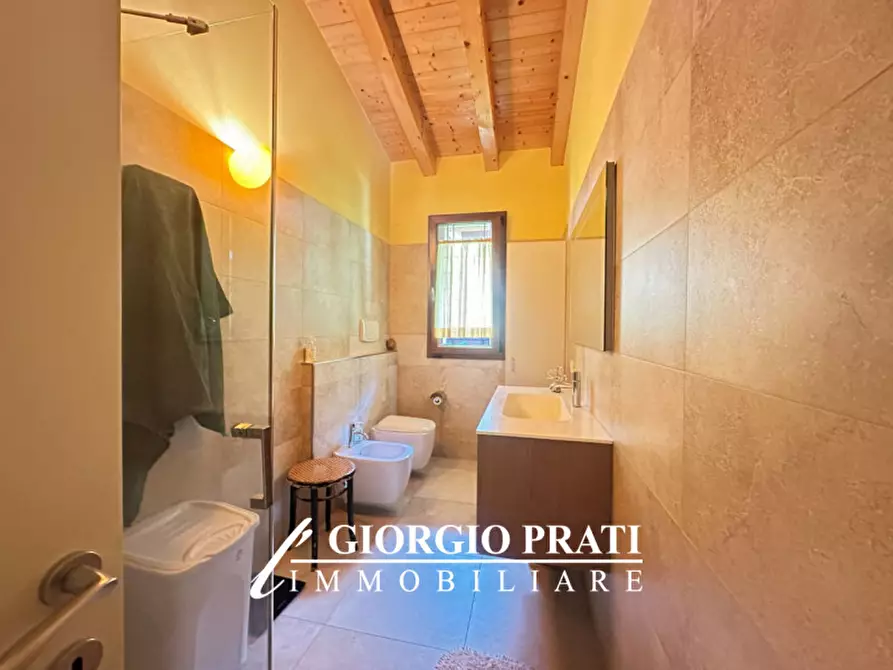 Immagine 19 di Casa indipendente in vendita  in Contrà Chiesa Valrovina a Bassano Del Grappa