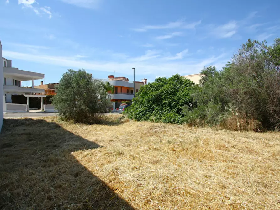 Immagine 9 di Terreno in vendita  in Via Giorgio La Pira a Parabita