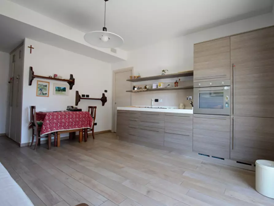 Immagine 4 di Appartamento in vendita  in Via Napoleone Leumann, 24 a Rivoli