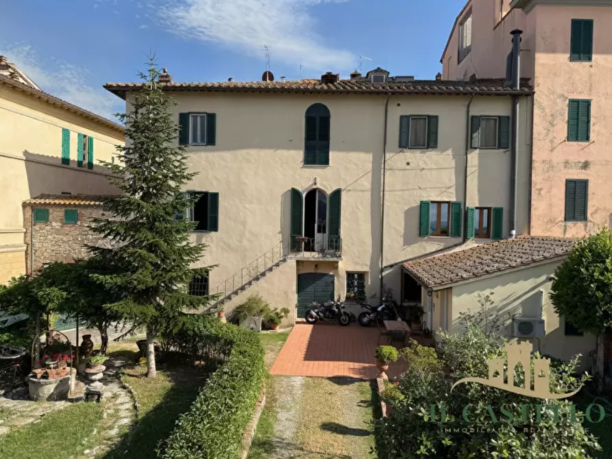 Immagine 1 di Appartamento in vendita  in via vittorio emanuele a Castiglione Del Lago