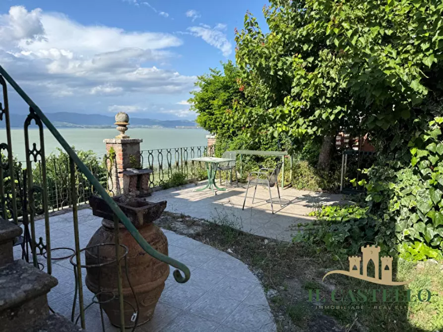 Immagine 2 di Appartamento in vendita  in via vittorio emanuele a Castiglione Del Lago