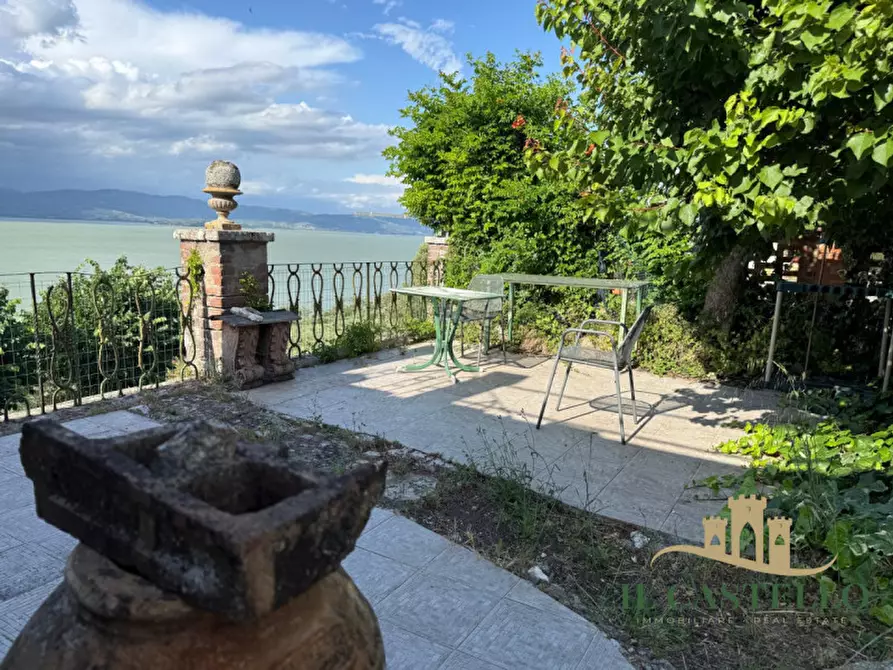 Immagine 20 di Appartamento in vendita  in via vittorio emanuele a Castiglione Del Lago