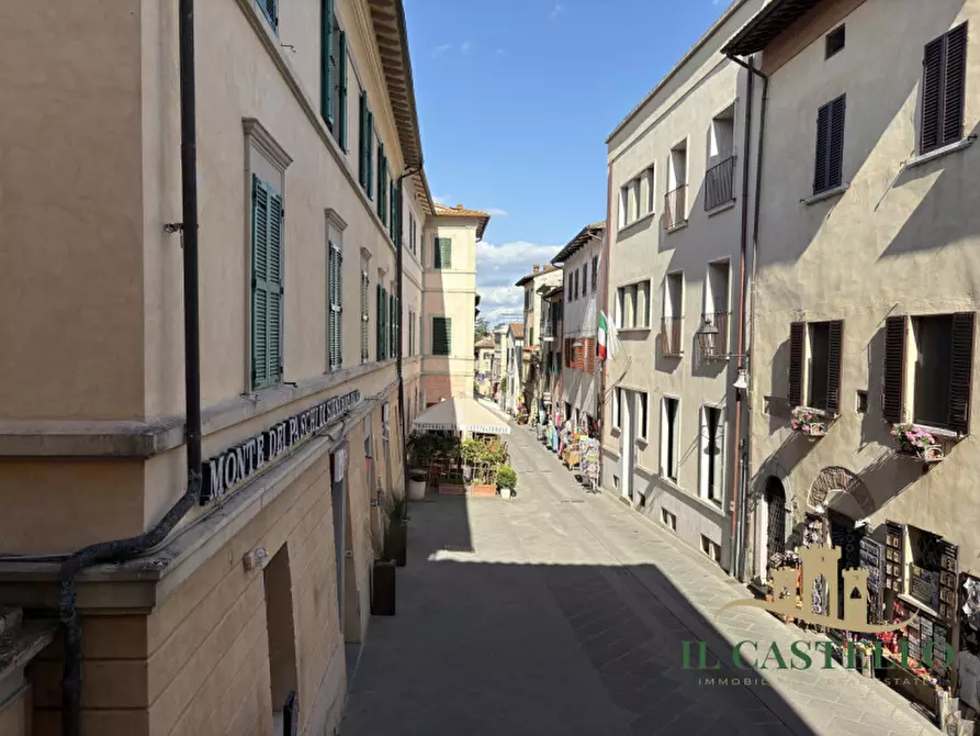 Immagine 21 di Appartamento in vendita  in via vittorio emanuele a Castiglione Del Lago