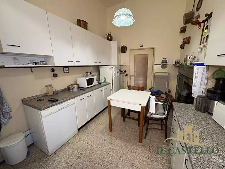 Immagine 22 di Appartamento in vendita  in via vittorio emanuele a Castiglione Del Lago