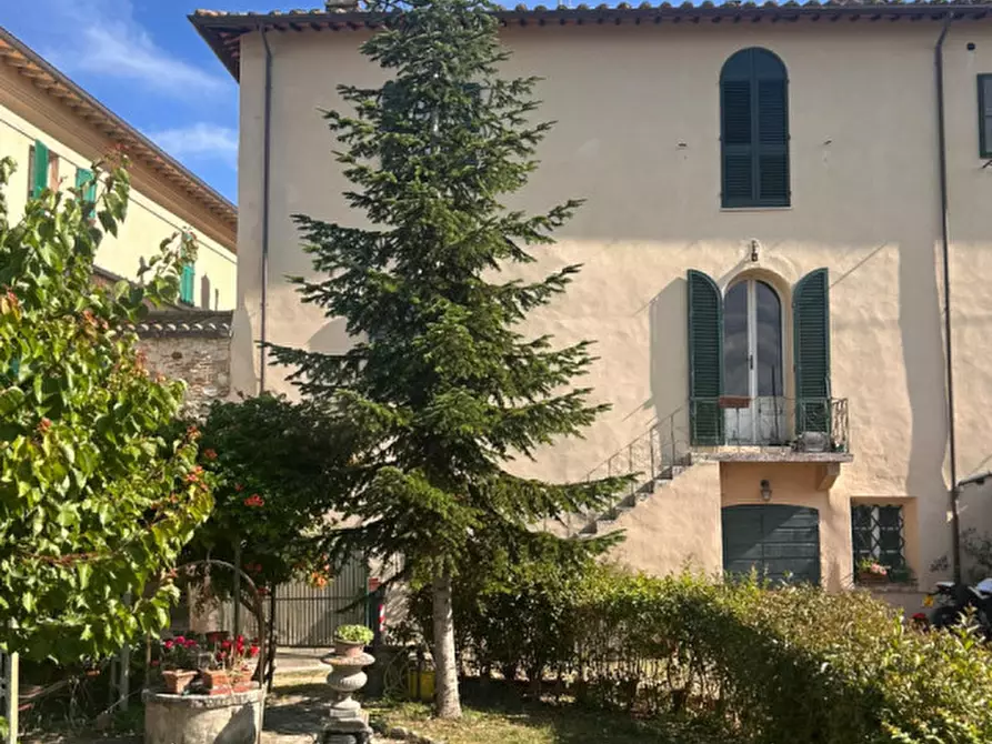 Immagine 29 di Appartamento in vendita  in via vittorio emanuele a Castiglione Del Lago