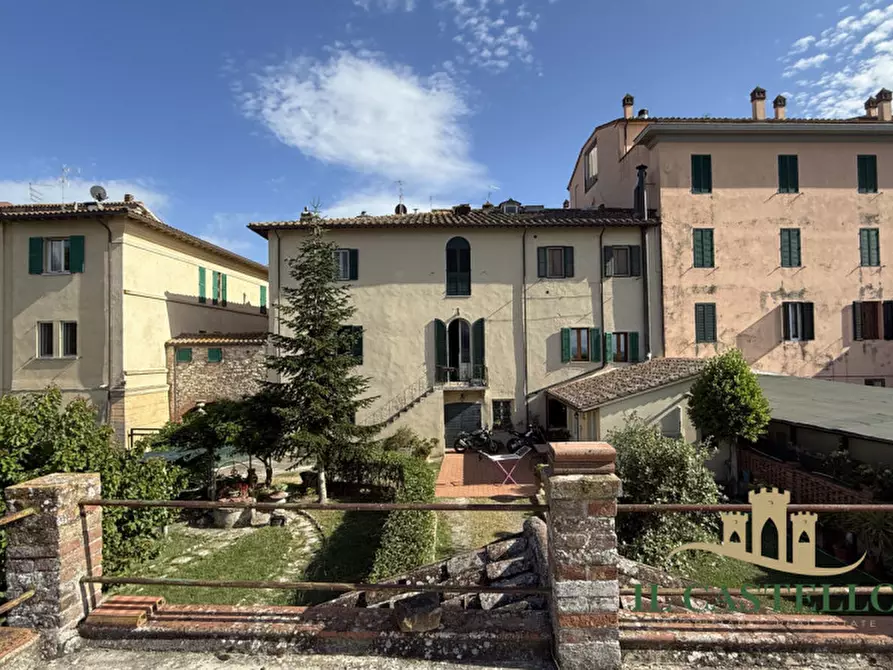 Immagine 32 di Appartamento in vendita  in via vittorio emanuele a Castiglione Del Lago