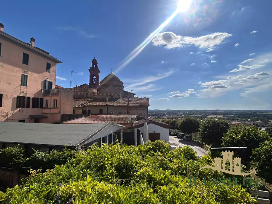 Immagine 34 di Appartamento in vendita  in via vittorio emanuele a Castiglione Del Lago
