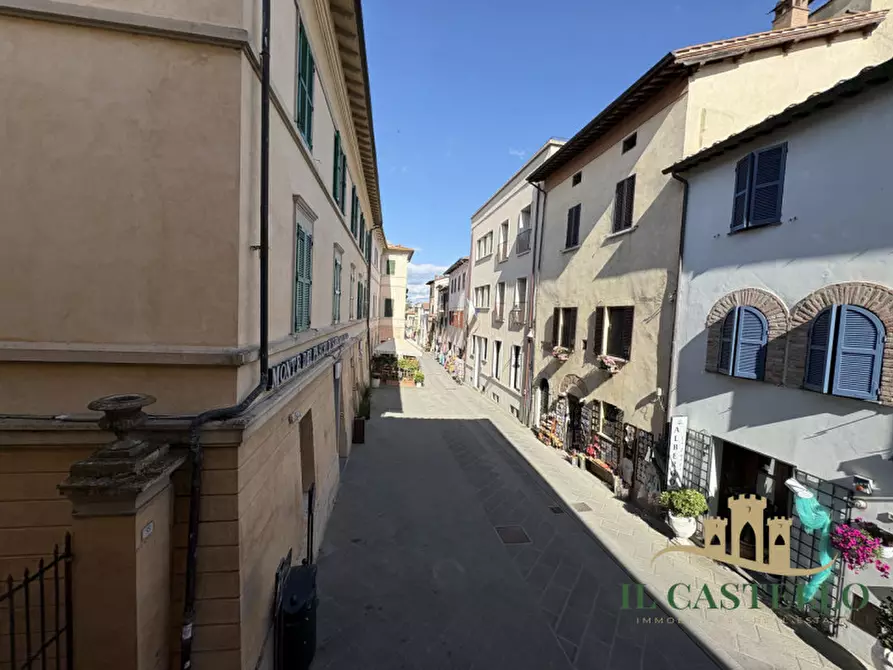Immagine 35 di Appartamento in vendita  in via vittorio emanuele a Castiglione Del Lago