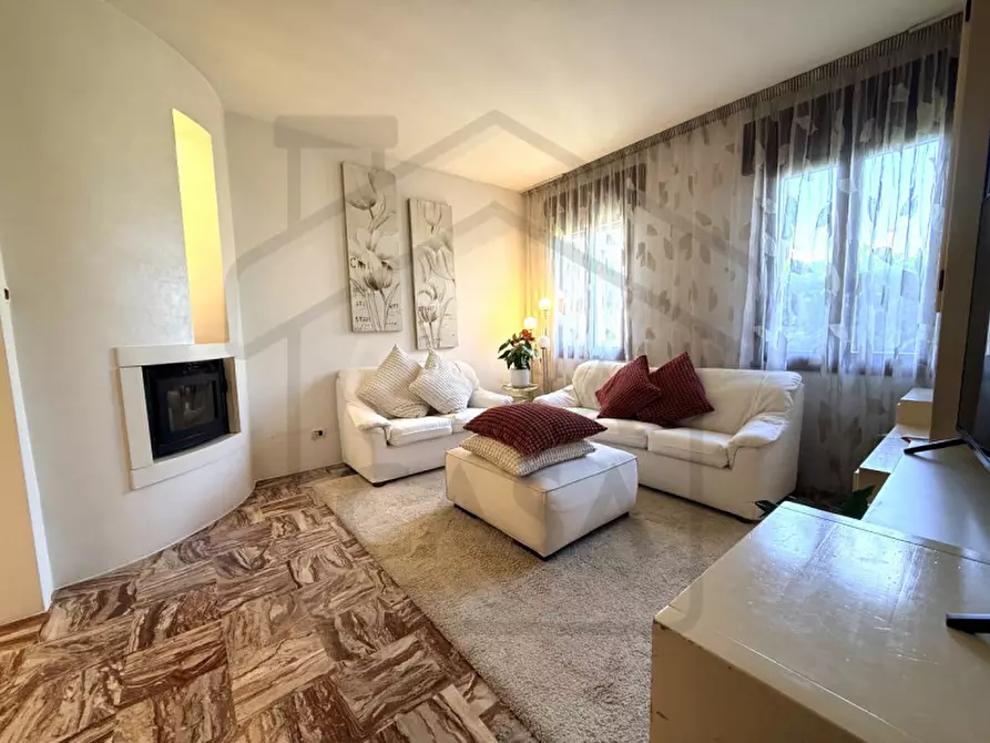 Immagine 1 di Casa bifamiliare in vendita  in Via San Daniele a Montegrotto Terme