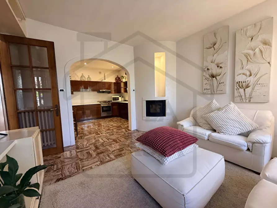 Immagine 2 di Casa bifamiliare in vendita  in Via San Daniele a Montegrotto Terme