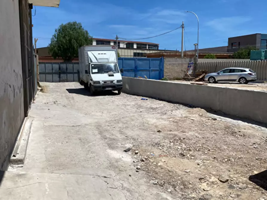 Immagine 19 di Magazzino in affitto  in Via Giulio Natta a Villabate