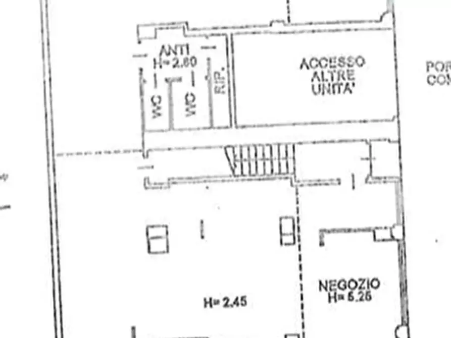 Immagine 3 di Negozio in vendita  in Corso Milano a Padova