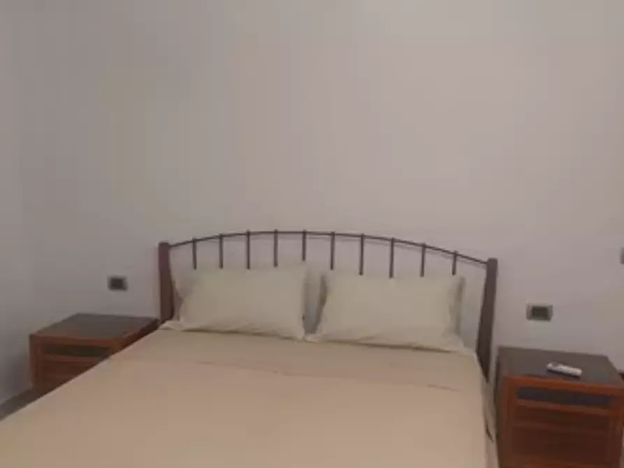 Immagine 4 di Appartamento in affitto  in San Cosmo Fuori Porta Nolana n.52 a Napoli