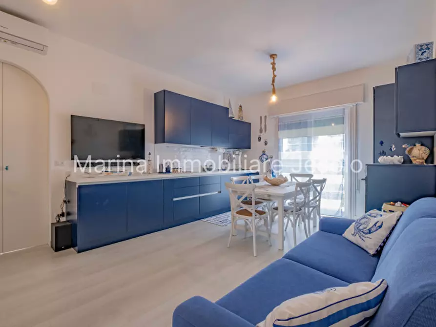 Immagine 3 di Appartamento in vendita  in Via Andrea Bafile a Jesolo