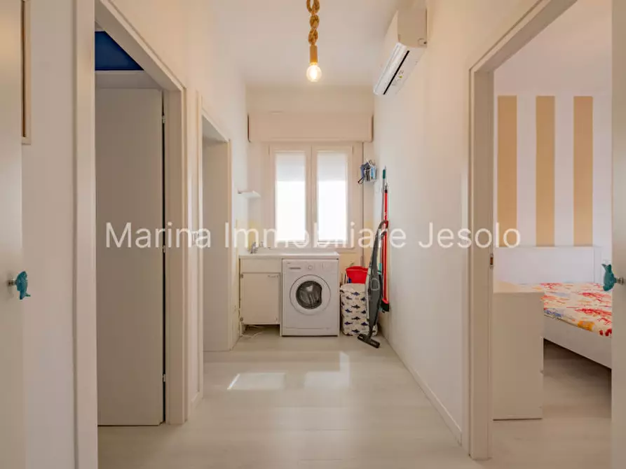 Immagine 7 di Appartamento in vendita  in Via Andrea Bafile a Jesolo