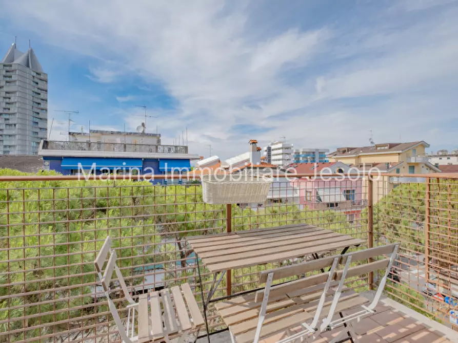 Immagine 18 di Appartamento in vendita  in Via Andrea Bafile a Jesolo