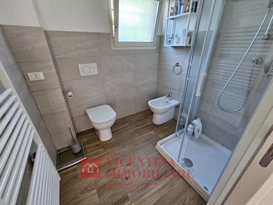 Immagine 20 di Appartamento in vendita  in Via Astichello 104 a Vicenza