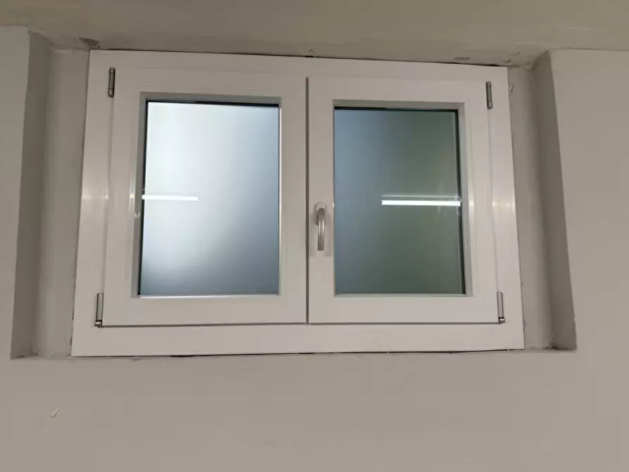 Immagine 4 di Garage in vendita  in Via F. Malfer, 4 a Verona