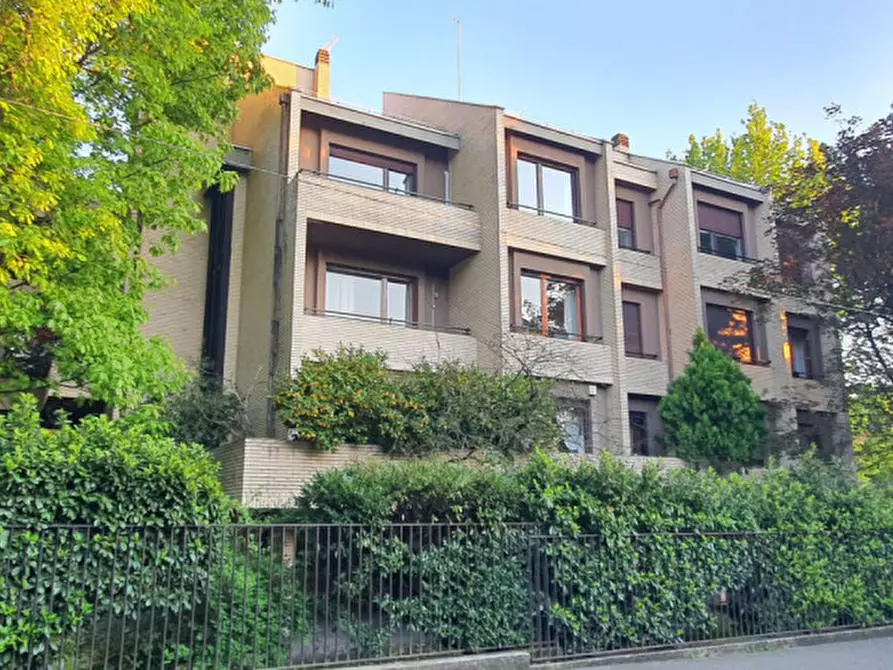 Immagine 1 di Appartamento in vendita  in Via Tommaso Grossi, 12 a Monza