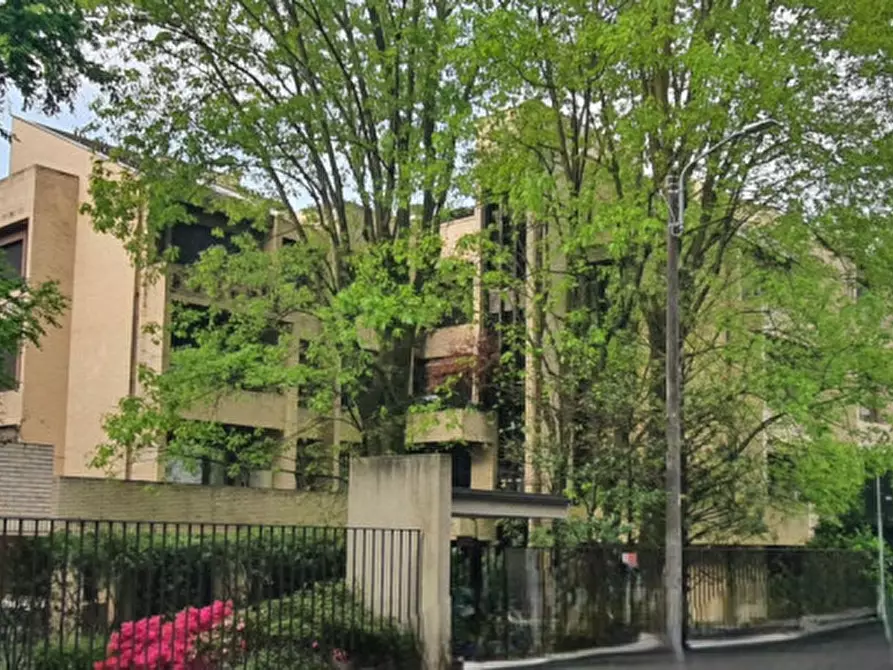 Immagine 2 di Appartamento in vendita  in Via Tommaso Grossi, 12 a Monza