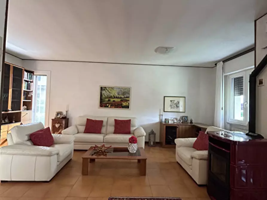 Immagine 2 di Casa bifamiliare in vendita  a Scorzè