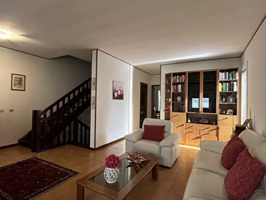 Immagine 8 di Casa bifamiliare in vendita  a Scorzè