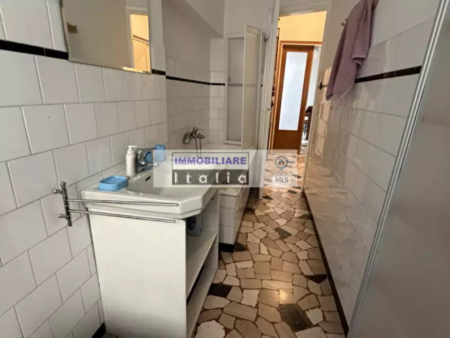Immagine 8 di Appartamento in affitto  in via delle piazze a Padova