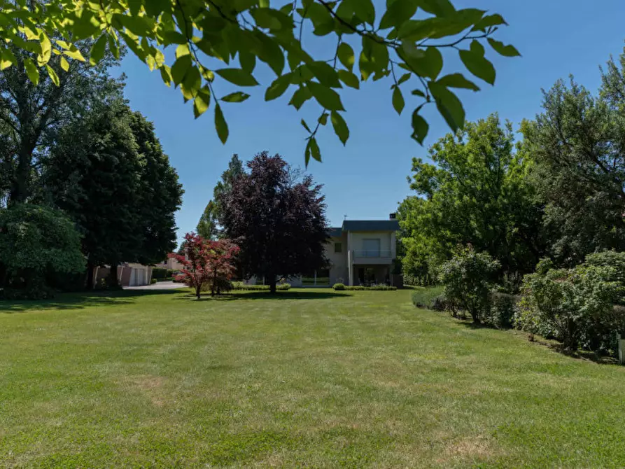 Immagine 4 di Villa in vendita  in Via Vittorio Veneto, 28 a Tombolo