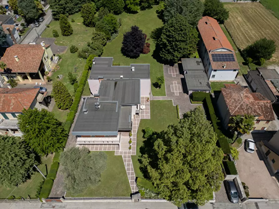 Immagine 7 di Villa in vendita  in Via Vittorio Veneto, 28 a Tombolo