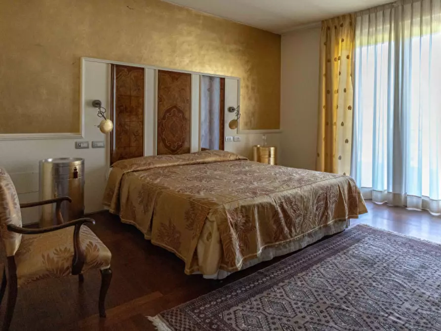Immagine 31 di Villa in vendita  in Via Vittorio Veneto, 28 a Tombolo