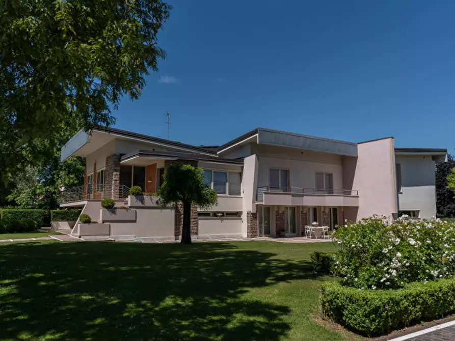 Immagine 71 di Villa in vendita  in Via Vittorio Veneto, 28 a Tombolo