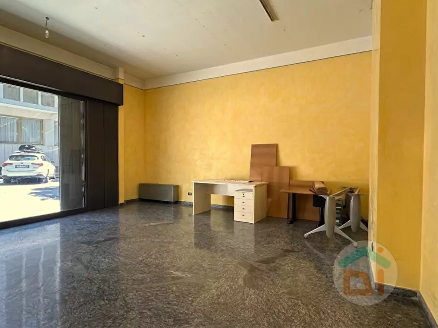 Immagine 4 di Negozio in vendita  in Via Vincenzo Bellini a Gorizia