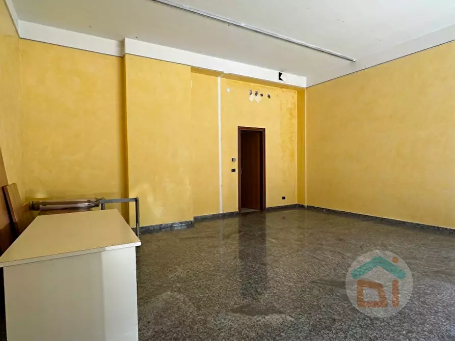 Immagine 17 di Negozio in vendita  in Via Vincenzo Bellini a Gorizia