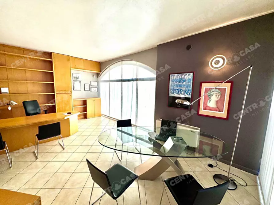 Immagine 8 di Ufficio in affitto  in Via Maria Montessori a Legnago
