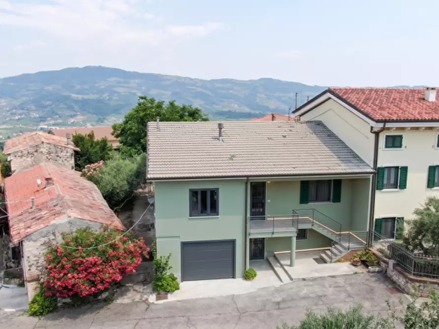 Immagine 2 di Casa indipendente in vendita  a Soave