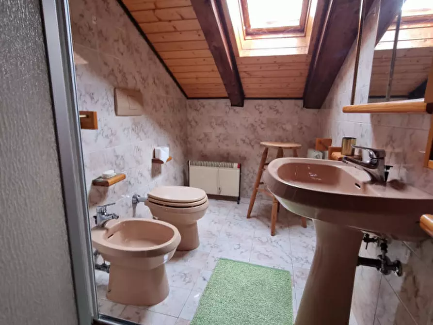 Immagine 34 di Appartamento in vendita  a Borgo D'anaunia