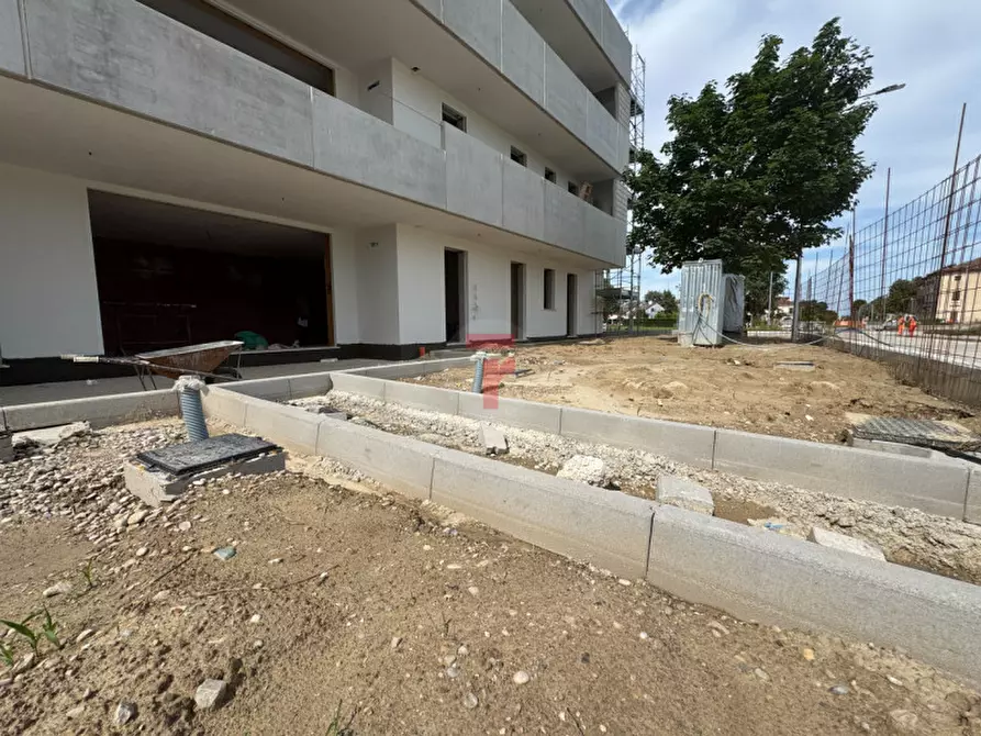 Immagine 5 di Appartamento in vendita  in Via Chiesa a Stra