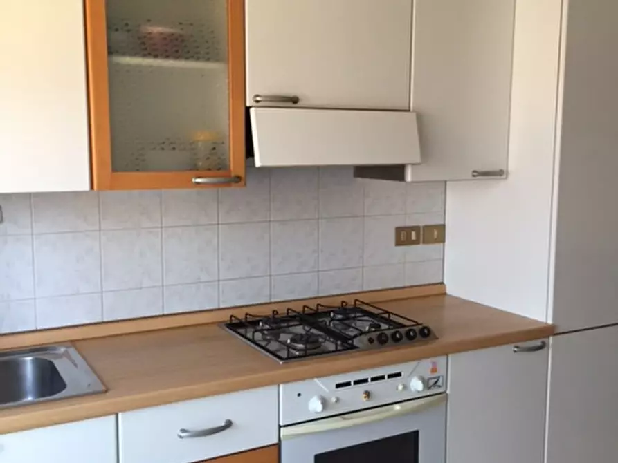 Immagine 3 di Appartamento in vendita  in VIA PO a Montegrotto Terme