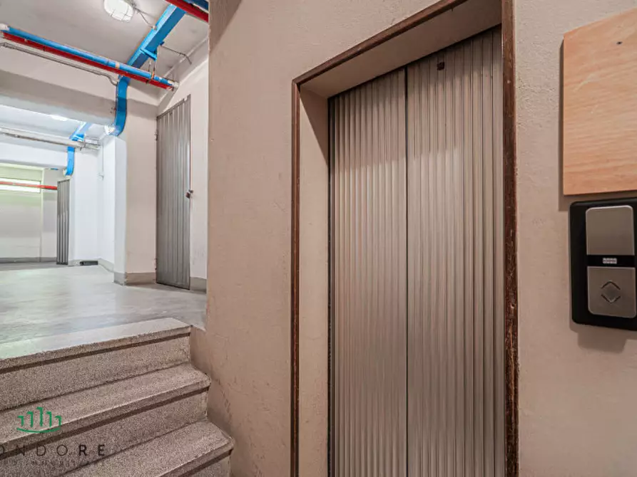 Immagine 43 di Appartamento in vendita  in via Giuseppe Mazzini a Bologna