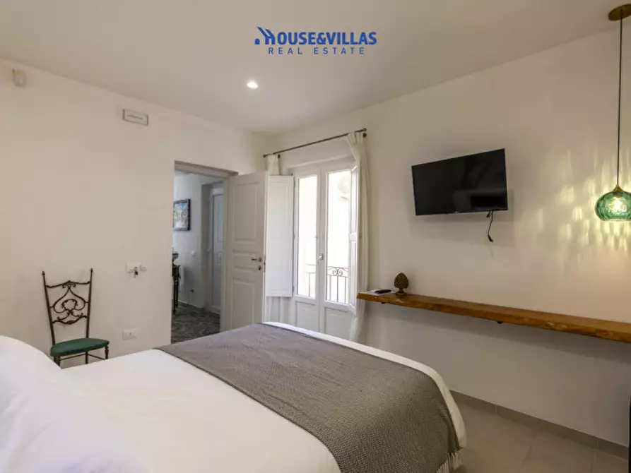 Immagine 15 di Casa indipendente in vendita  in Via Galileo Galilei a Noto