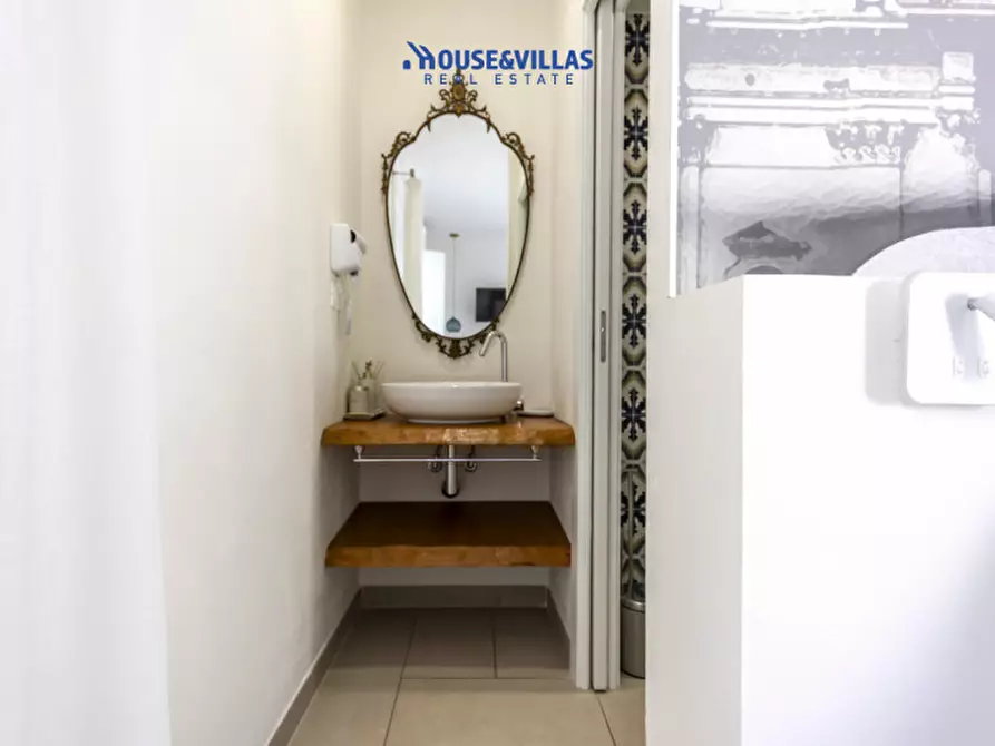 Immagine 17 di Casa indipendente in vendita  in Via Galileo Galilei a Noto
