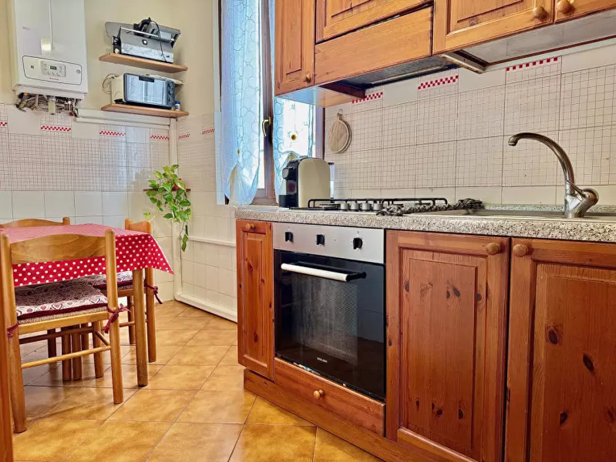 Immagine 9 di Appartamento in vendita  in Via Ulisse Corazza 7 a Parma