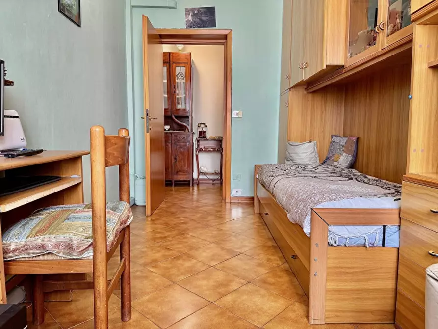 Immagine 19 di Appartamento in vendita  in Via Ulisse Corazza 7 a Parma